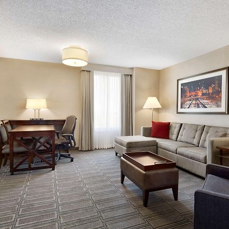 Embassy Suites By Hilton Chicago לומברד מראה חיצוני תמונה