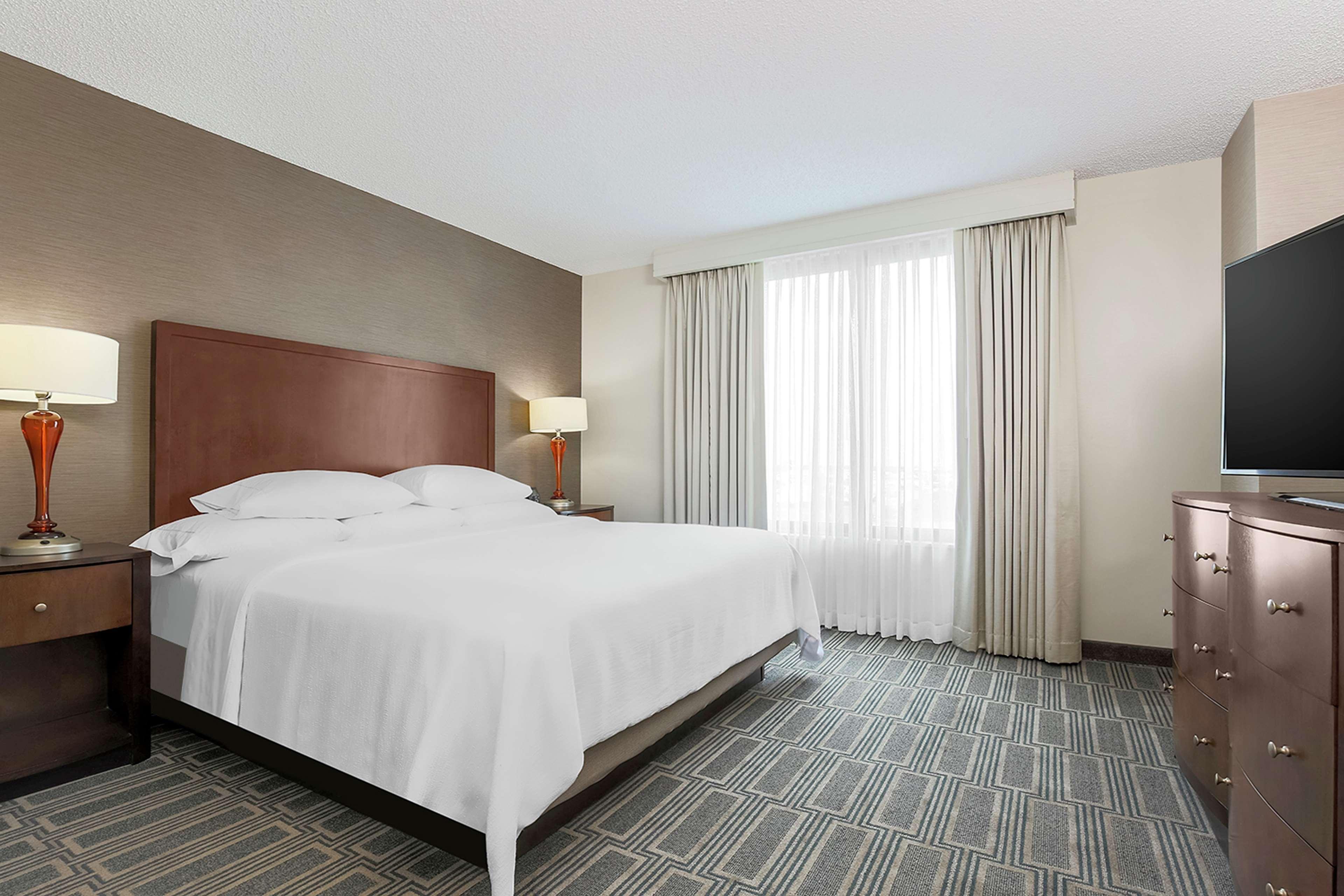 Embassy Suites By Hilton Chicago לומברד מראה חיצוני תמונה
