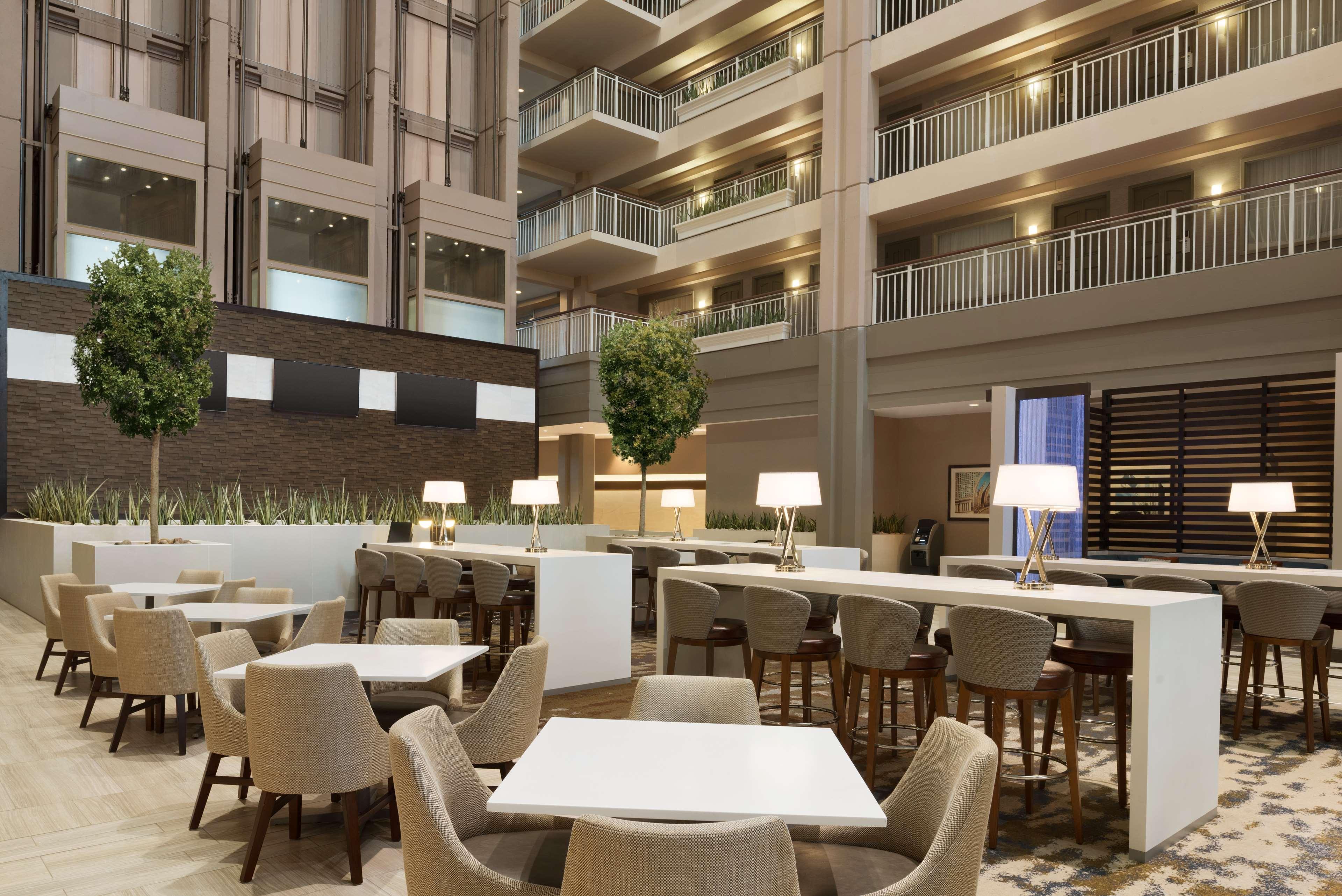 Embassy Suites By Hilton Chicago לומברד מראה חיצוני תמונה