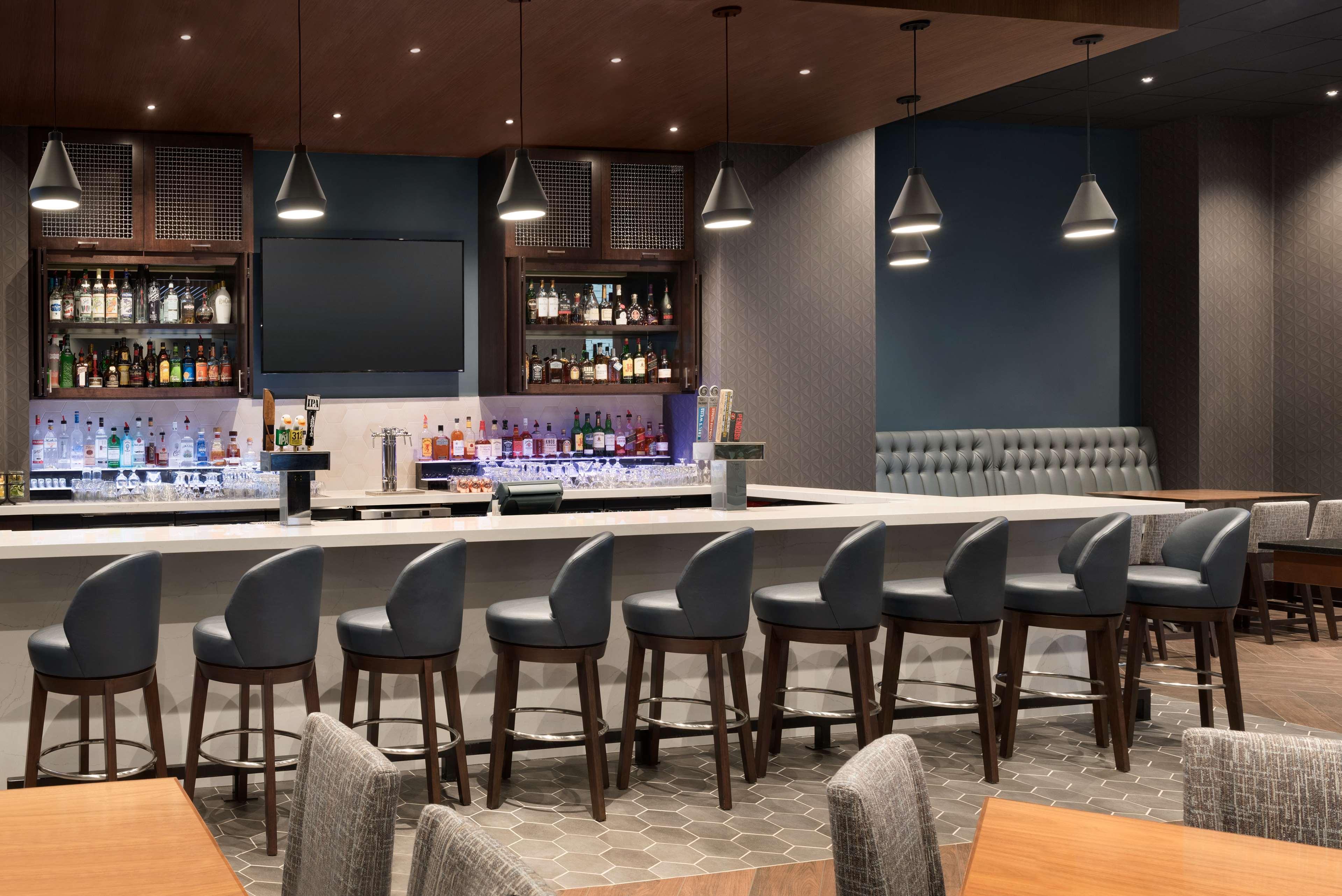 Embassy Suites By Hilton Chicago לומברד מראה חיצוני תמונה