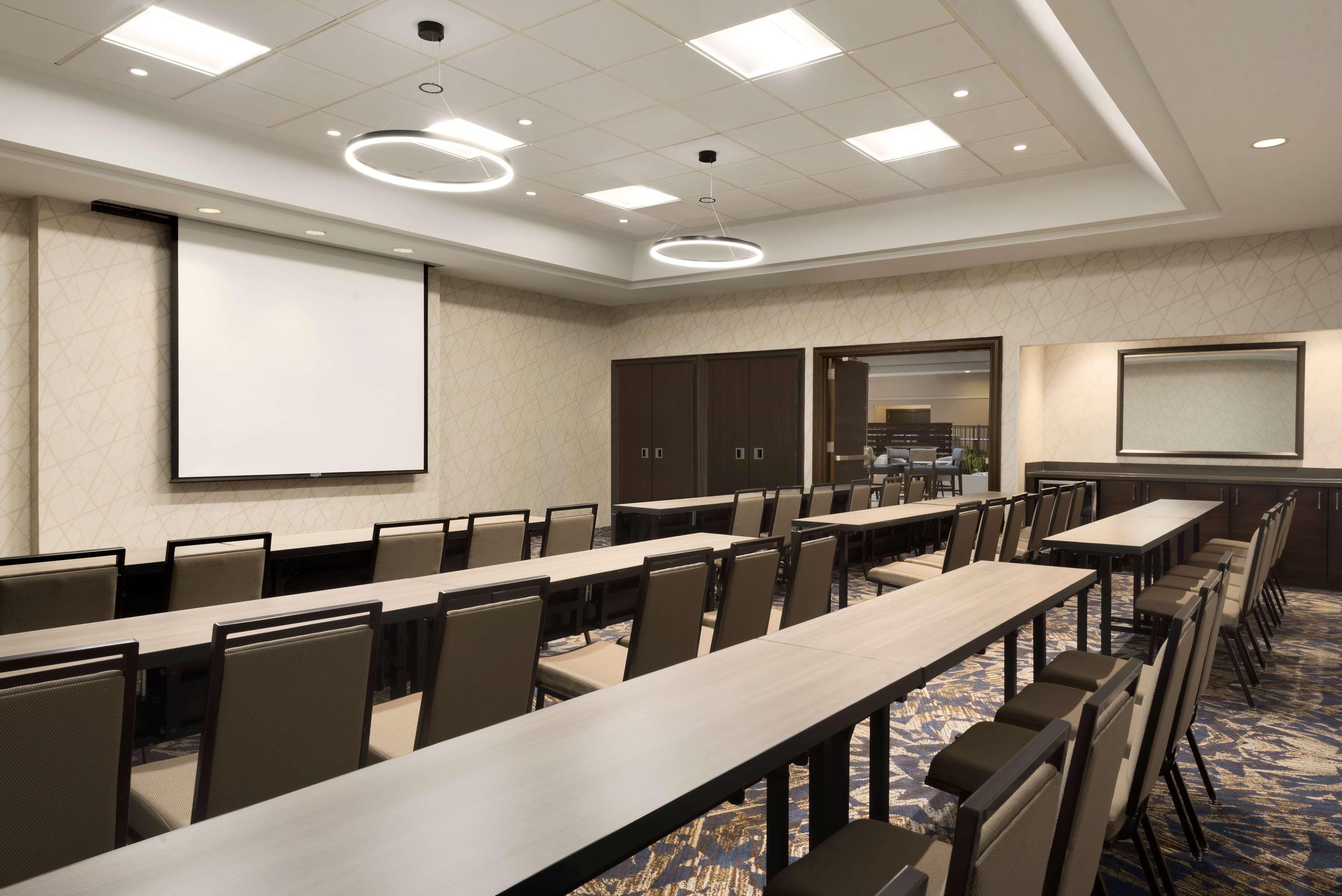 Embassy Suites By Hilton Chicago לומברד מראה חיצוני תמונה