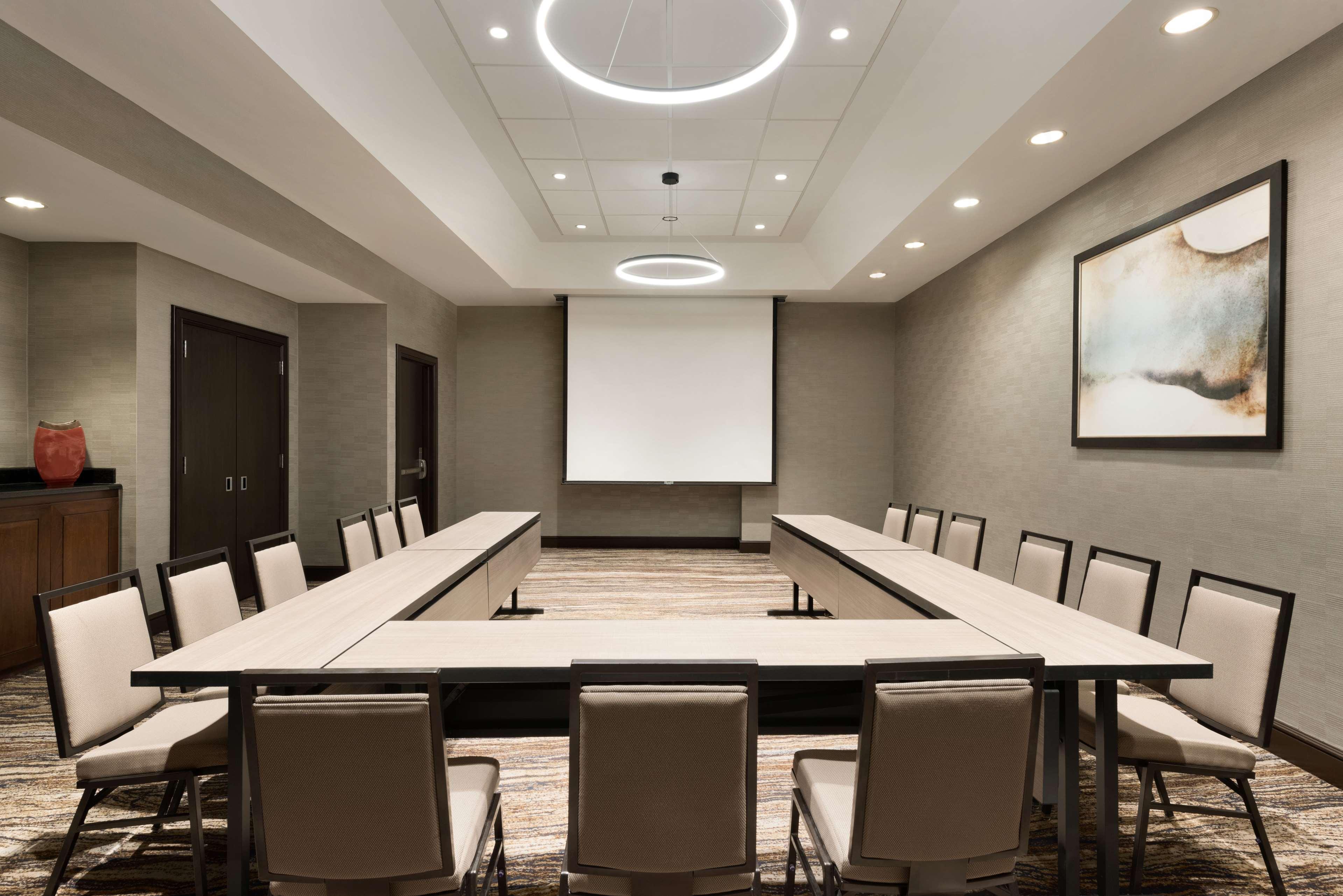 Embassy Suites By Hilton Chicago לומברד מראה חיצוני תמונה