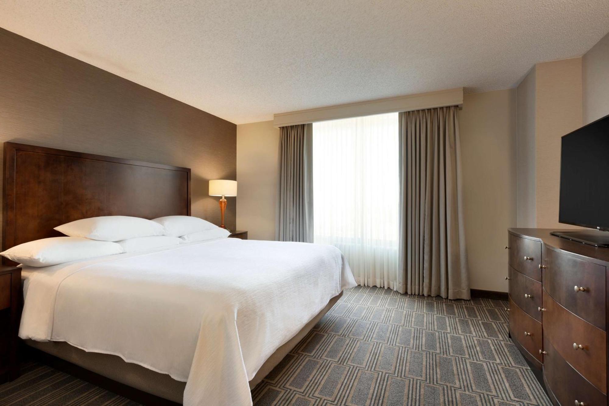 Embassy Suites By Hilton Chicago לומברד מראה חיצוני תמונה