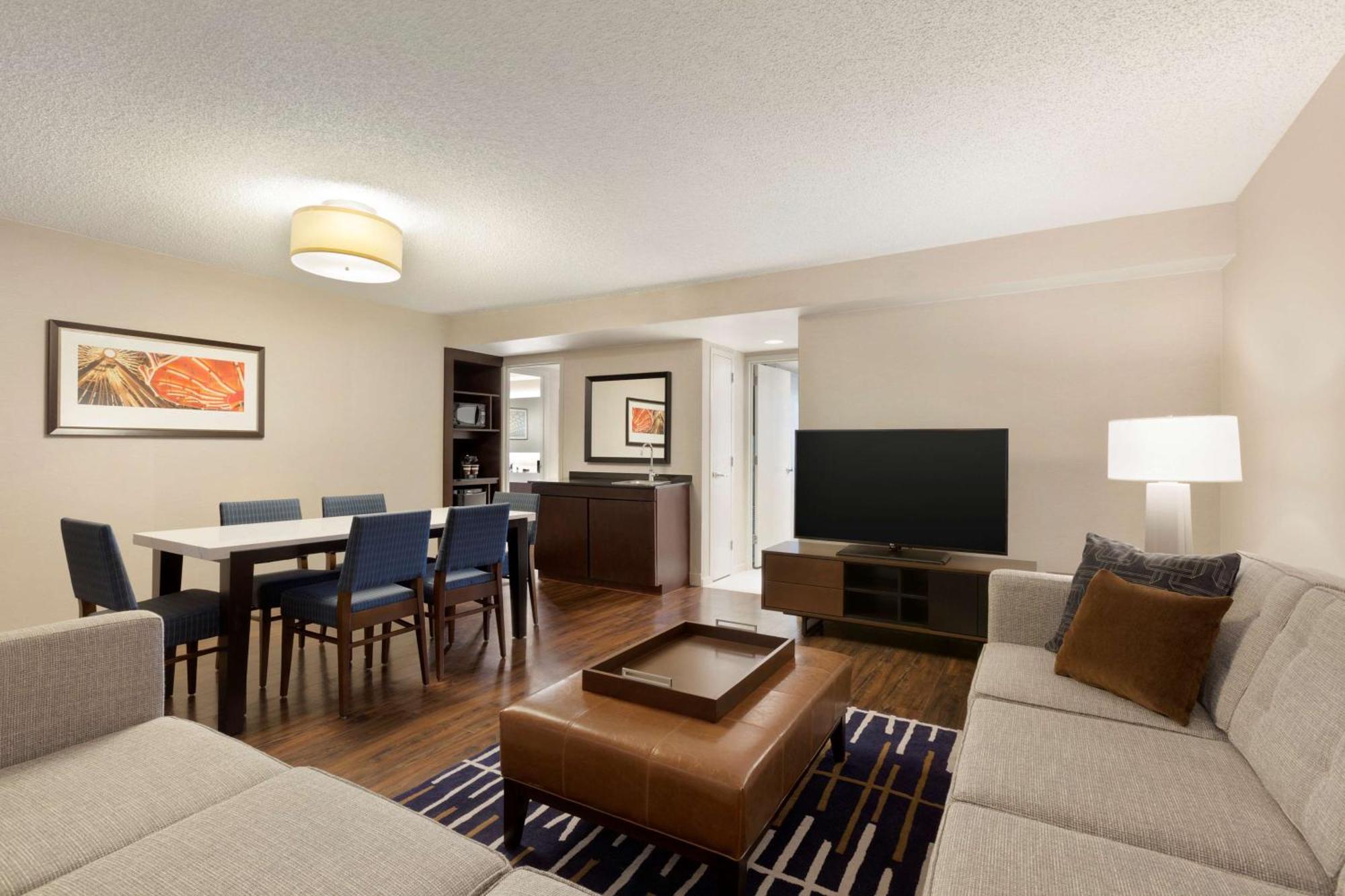 Embassy Suites By Hilton Chicago לומברד מראה חיצוני תמונה