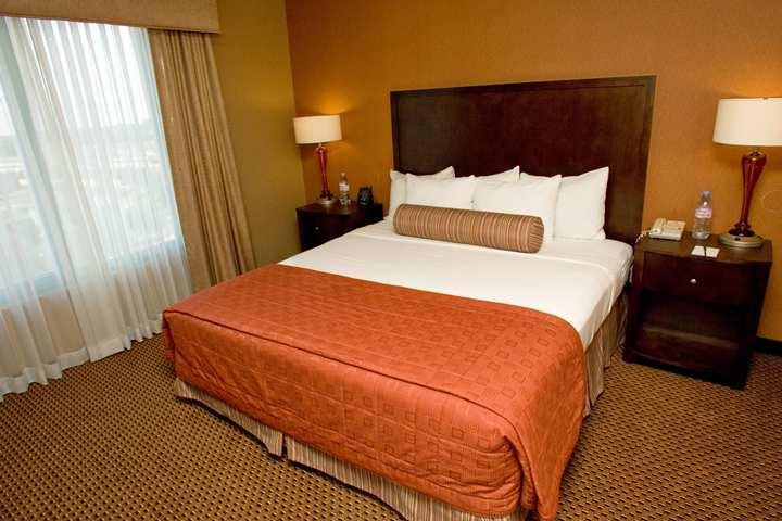 Embassy Suites By Hilton Chicago לומברד חדר תמונה